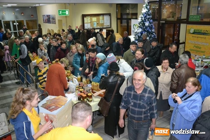 Zdjęcie w galerii na portalu naszwodzislaw.com: Pierwszy Jarmark Pszczeli w Radlinie – za nami  wiadomości z regionu