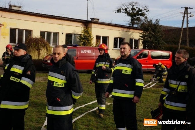 Zdjęcie w galerii na portalu naszwodzislaw.com: Policjanci uczyli się jak rozpoznać podpalenie wiadomości z regionu