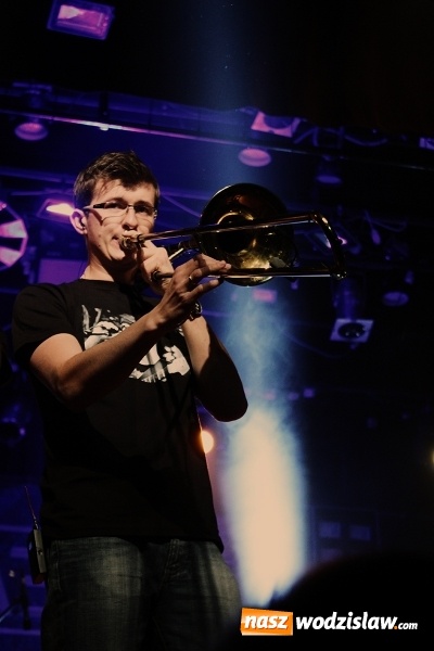 Zdjęcie w galerii na portalu naszwodzislaw.com: Zespół TABU zagościł w Miejskim Ośrodku Kultury w Pszowie  wiadomości z regionu