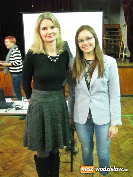 Zdjęcie w galerii na portalu naszwodzislaw.com: Ten dzień różnił się od pozostałych... Liceum im. Noblistów Polskich w Rydułtowach świętowało Dzień Patrona  wiadomości z regionu