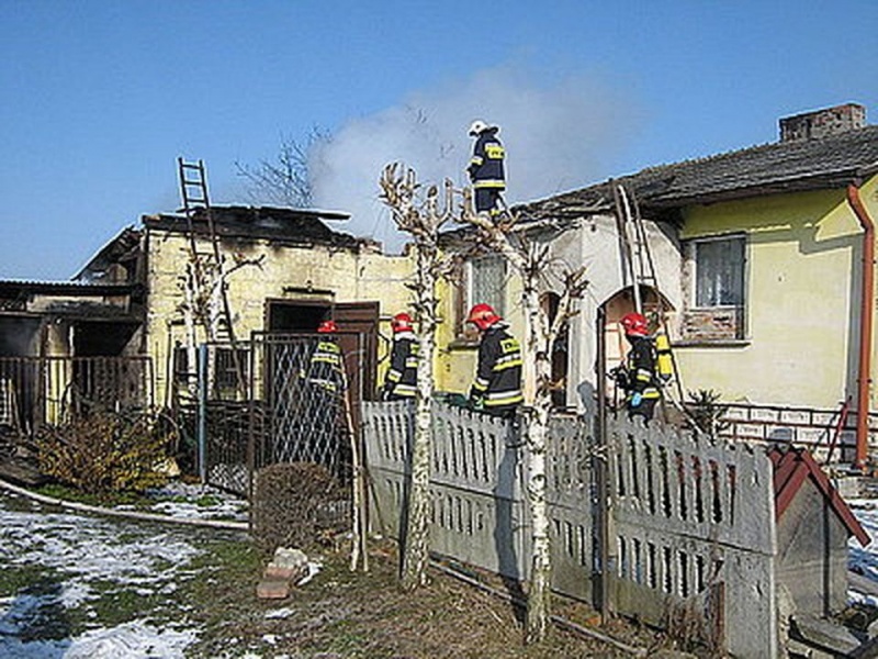 Zdjęcie w galerii na portalu naszwodzislaw.com: 67-letni mężczyzna zginął w pożarze wiadomości z regionu