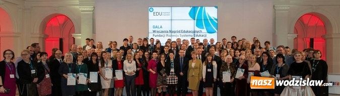 Zdjęcie w galerii na portalu naszwodzislaw.com: Nauczycielka z Rydułtów wyróżniona przez Fundusz Rozwoju Systemu Edukacji  wiadomości z regionu
