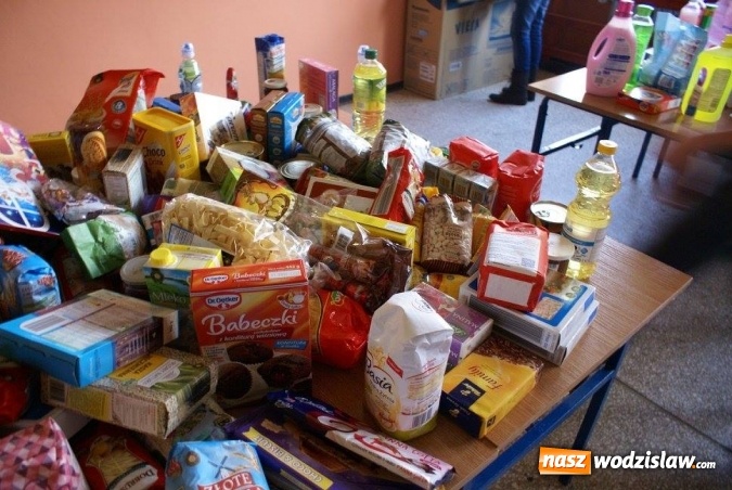 Zdjęcie w galerii na portalu naszwodzislaw.com: Szlachetna Paczka w Rydułtowach dotarła do 44 rodzin  wiadomości z regionu