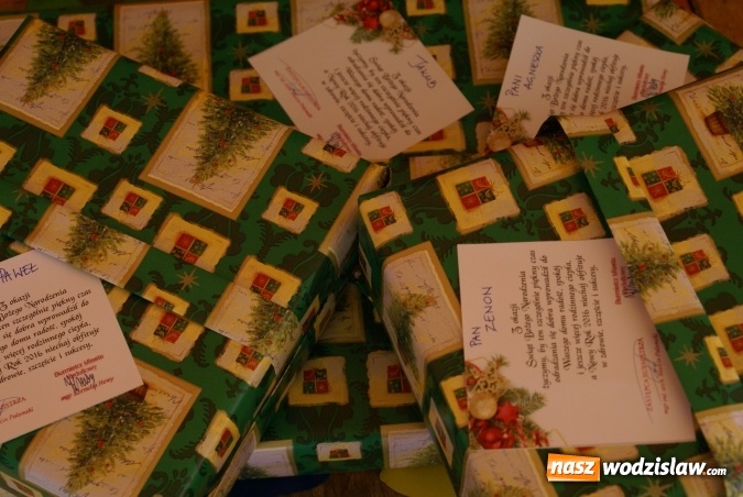 Zdjęcie w galerii na portalu naszwodzislaw.com: Szlachetna Paczka w Rydułtowach dotarła do 44 rodzin  wiadomości z regionu