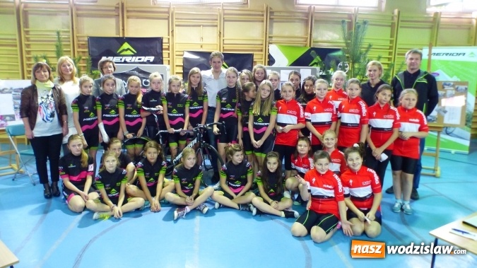 Zdjęcie w galerii na portalu naszwodzislaw.com: Przemysław Niemiec odwiedził Cykloklasę Merida w Rydułtowach  wiadomości z regionu