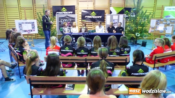 Zdjęcie w galerii na portalu naszwodzislaw.com: Przemysław Niemiec odwiedził Cykloklasę Merida w Rydułtowach  wiadomości z regionu