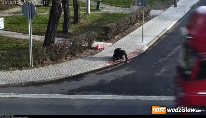 Zdjęcie w galerii na portalu naszwodzislaw.com: O krok od nieszczęścia. 