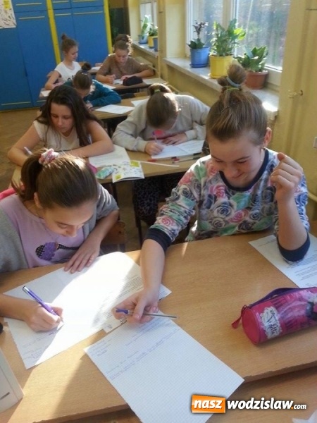 Zdjęcie w galerii na portalu naszwodzislaw.com: Uczniowie radlińskiej 