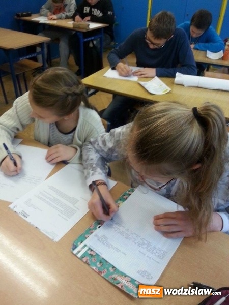 Zdjęcie w galerii na portalu naszwodzislaw.com: Uczniowie radlińskiej 