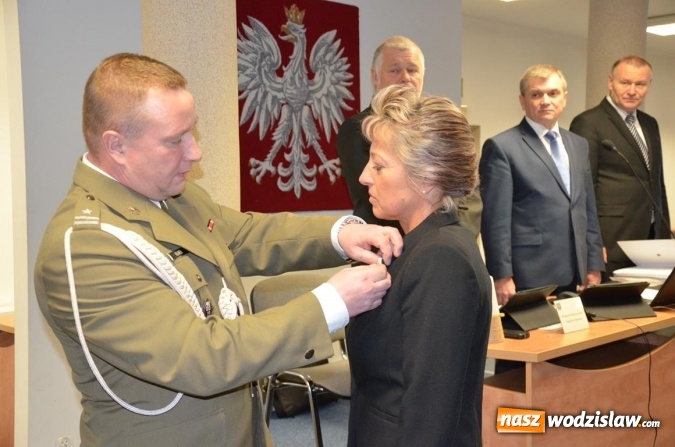 Zdjęcie w galerii na portalu naszwodzislaw.com: Wręczono medale 