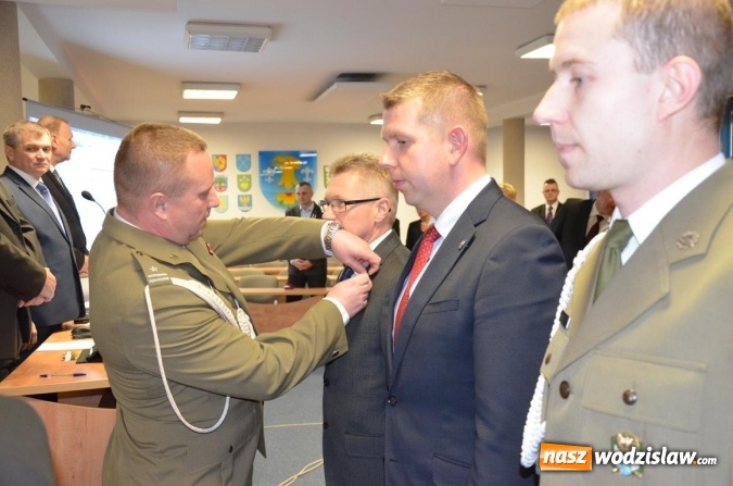 Zdjęcie w galerii na portalu naszwodzislaw.com: Wręczono medale 