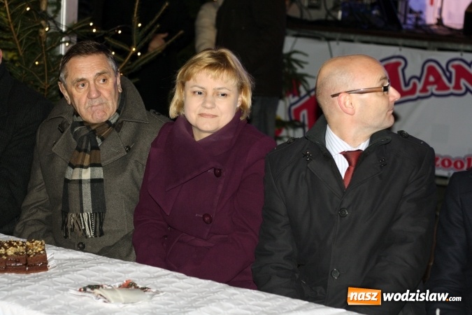 Zdjęcie w galerii na portalu naszwodzislaw.com: Włodarze Wodzisławia Śląskiego po raz dziewiąty przełamali się z mieszkańcami opłatkiem  wiadomości z regionu