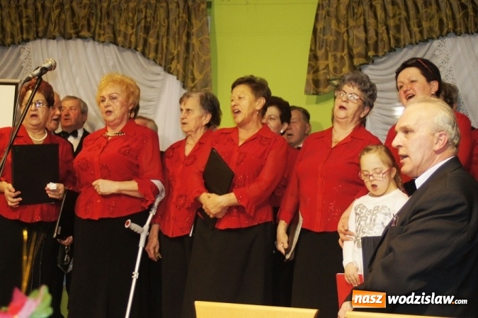 Zdjęcie w galerii na portalu naszwodzislaw.com: Tradycyjnie odbyło się spotkanie opłatkowe podopiecznych Ośrodka Pomocy Społecznej wiadomości z regionu