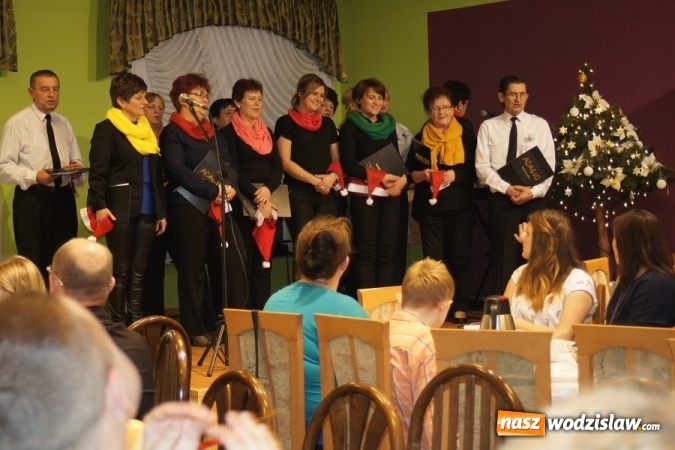 Zdjęcie w galerii na portalu naszwodzislaw.com: Tradycyjnie odbyło się spotkanie opłatkowe podopiecznych Ośrodka Pomocy Społecznej wiadomości z regionu