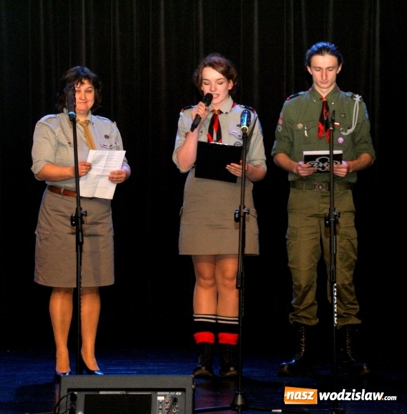 Zdjęcie w galerii na portalu naszwodzislaw.com: Świątecznie, kolorowo i radośnie - Harcerski Jarmark Bożonarodzeniowy wiadomości z regionu