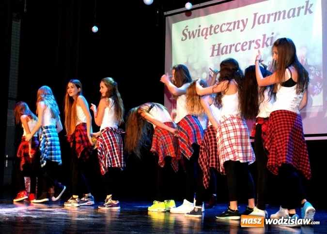 Zdjęcie w galerii na portalu naszwodzislaw.com: Świątecznie, kolorowo i radośnie - Harcerski Jarmark Bożonarodzeniowy wiadomości z regionu