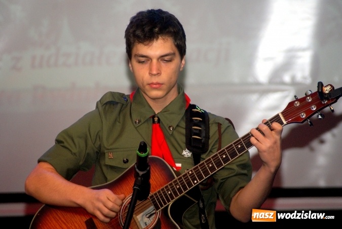 Zdjęcie w galerii na portalu naszwodzislaw.com: Świątecznie, kolorowo i radośnie - Harcerski Jarmark Bożonarodzeniowy wiadomości z regionu