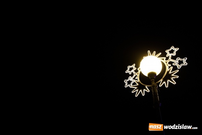 Zdjęcie w galerii na portalu naszwodzislaw.com: Świąteczny wystrój Radlina - zobacz zdjęcia wiadomości z regionu