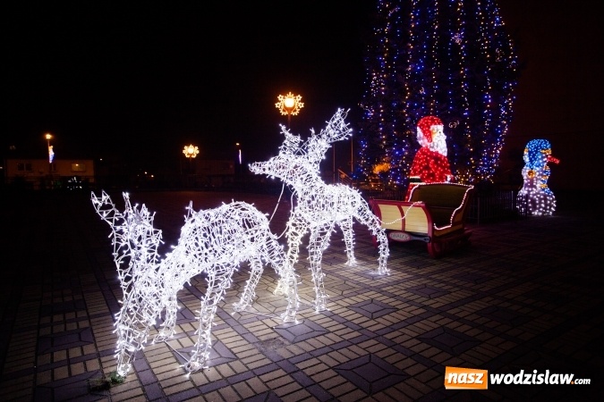 Zdjęcie w galerii na portalu naszwodzislaw.com: Świąteczny wystrój Radlina - zobacz zdjęcia wiadomości z regionu
