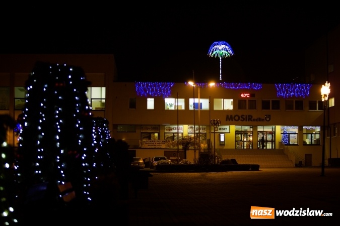Zdjęcie w galerii na portalu naszwodzislaw.com: Świąteczny wystrój Radlina - zobacz zdjęcia wiadomości z regionu