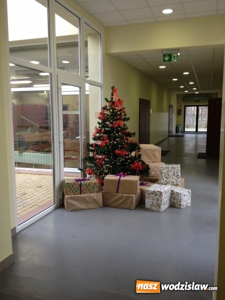 Zdjęcie w galerii na portalu naszwodzislaw.com: PCKU w Wodzisławiu Śląskim charytatywnie dla polskich Kombatantów na Kresach  wiadomości z regionu