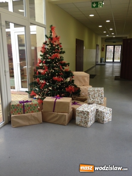 Zdjęcie w galerii na portalu naszwodzislaw.com: PCKU w Wodzisławiu Śląskim charytatywnie dla polskich Kombatantów na Kresach  wiadomości z regionu