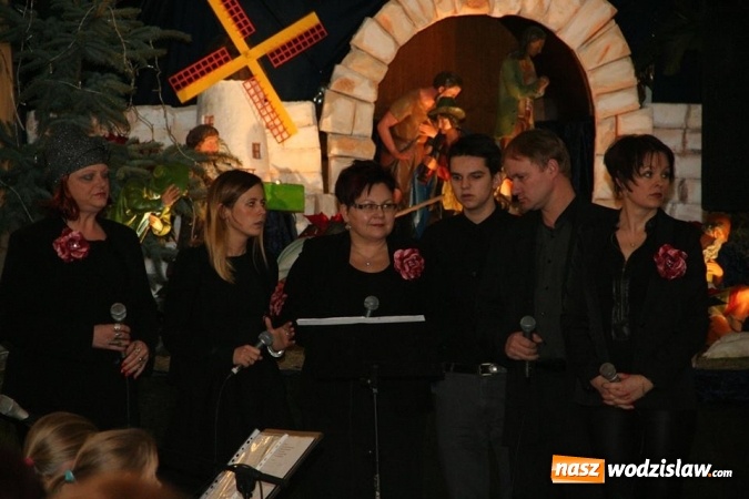 Zdjęcie w galerii na portalu naszwodzislaw.com: Kolędowano w Osinach i Turzy Śląskiej wiadomości z regionu