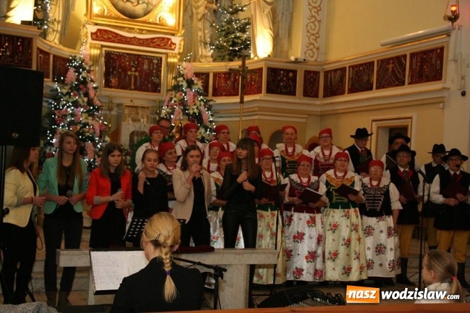 Zdjęcie w galerii na portalu naszwodzislaw.com: Kolędowano w Osinach i Turzy Śląskiej wiadomości z regionu