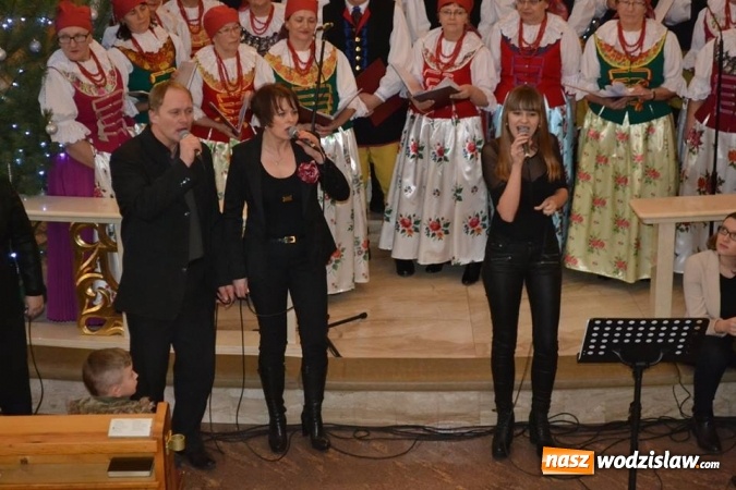 Zdjęcie w galerii na portalu naszwodzislaw.com: Kolędowano w Osinach i Turzy Śląskiej wiadomości z regionu