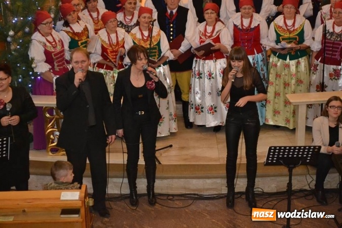 Zdjęcie w galerii na portalu naszwodzislaw.com: Kolędowano w Osinach i Turzy Śląskiej wiadomości z regionu