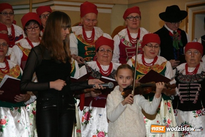 Zdjęcie w galerii na portalu naszwodzislaw.com: Kolędowano w Osinach i Turzy Śląskiej wiadomości z regionu