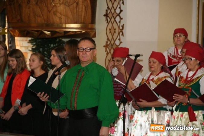 Zdjęcie w galerii na portalu naszwodzislaw.com: Kolędowano w Osinach i Turzy Śląskiej wiadomości z regionu