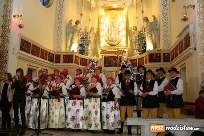 Zdjęcie w galerii na portalu naszwodzislaw.com: Kolędowano w Osinach i Turzy Śląskiej wiadomości z regionu