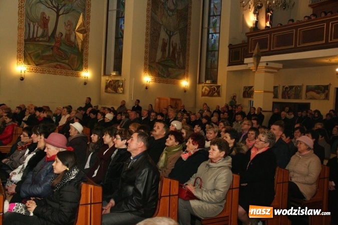 Zdjęcie w galerii na portalu naszwodzislaw.com: Kolędowano w Osinach i Turzy Śląskiej wiadomości z regionu