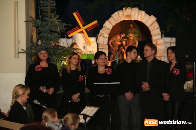 Zdjęcie w galerii na portalu naszwodzislaw.com: Kolędowano w Osinach i Turzy Śląskiej wiadomości z regionu