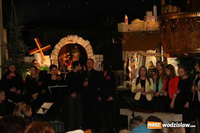 Zdjęcie w galerii na portalu naszwodzislaw.com: Kolędowano w Osinach i Turzy Śląskiej wiadomości z regionu