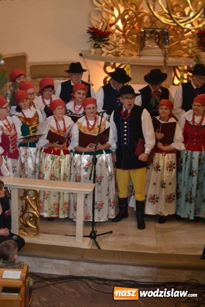 Zdjęcie w galerii na portalu naszwodzislaw.com: Kolędowano w Osinach i Turzy Śląskiej wiadomości z regionu
