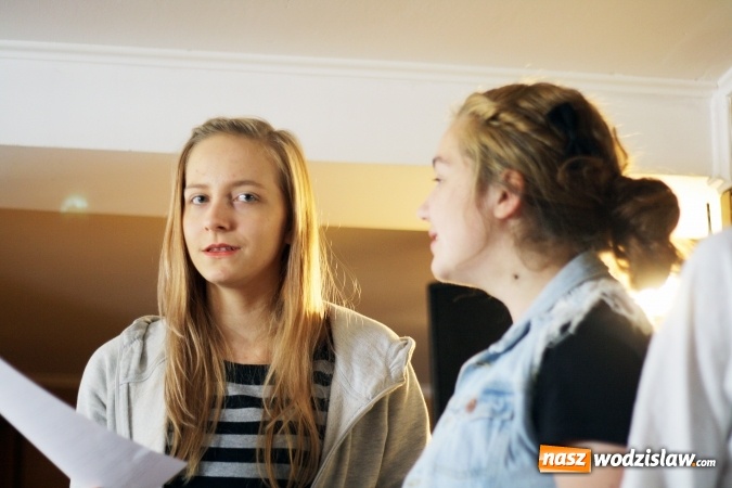 Zdjęcie w galerii na portalu naszwodzislaw.com: Zwyciężczynie konkursu na Kolędowy Mix rozpoczęły prace nad płytą. 