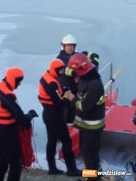 Zdjęcie w galerii na portalu naszwodzislaw.com: Katamaran popłynął na pomoc sarnie  wiadomości z regionu