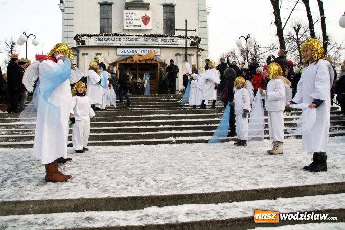 Zdjęcie w galerii na portalu naszwodzislaw.com: Po raz drugi przez Turzę Śląską przeszedł Orszak Trzech Kr&oacute;li wiadomości z regionu