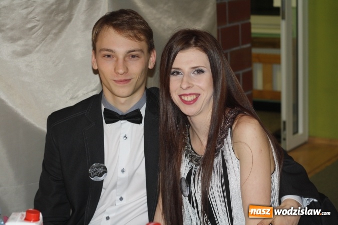 Zdjęcie w galerii na portalu naszwodzislaw.com: Uczniowie Ekonomika rozpoczęli maraton studni&oacute;wkowy wiadomości z regionu