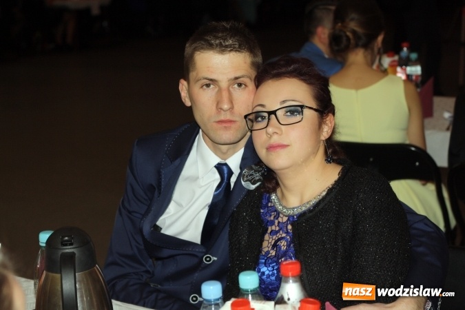 Zdjęcie w galerii na portalu naszwodzislaw.com: Uczniowie Ekonomika rozpoczęli maraton studni&oacute;wkowy wiadomości z regionu