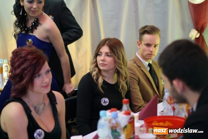 Zdjęcie w galerii na portalu naszwodzislaw.com: Uczniowie Ekonomika rozpoczęli maraton studni&oacute;wkowy wiadomości z regionu