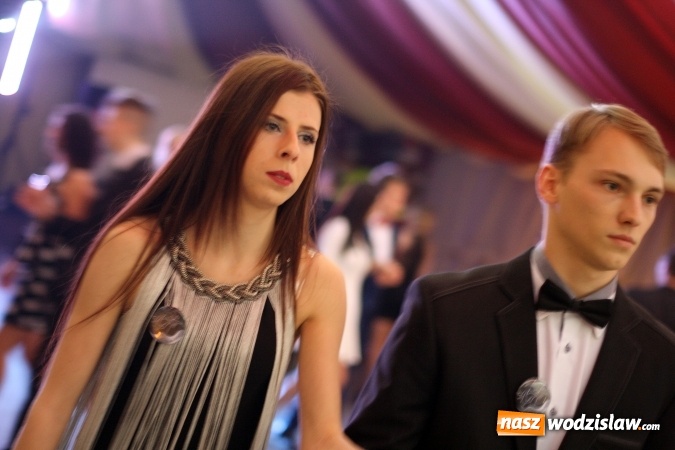 Zdjęcie w galerii na portalu naszwodzislaw.com: Uczniowie Ekonomika rozpoczęli maraton studni&oacute;wkowy wiadomości z regionu