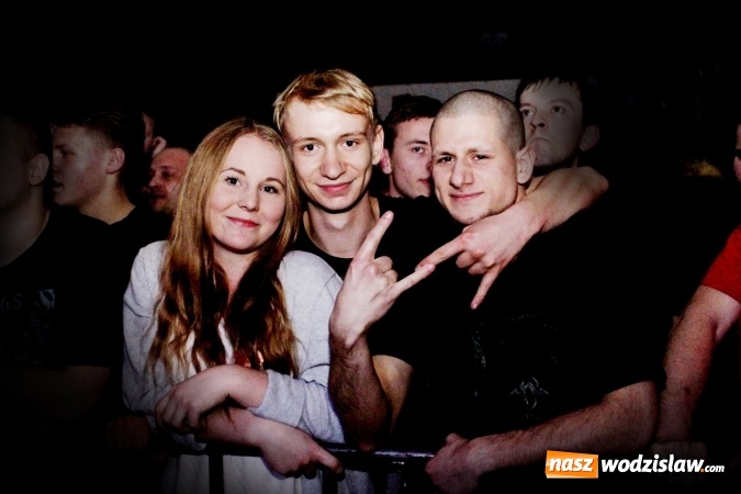 Zdjęcie w galerii na portalu naszwodzislaw.com: WOŚP Pszów: Kabanos szturmem zawojował scenę MOKu! wiadomości z regionu