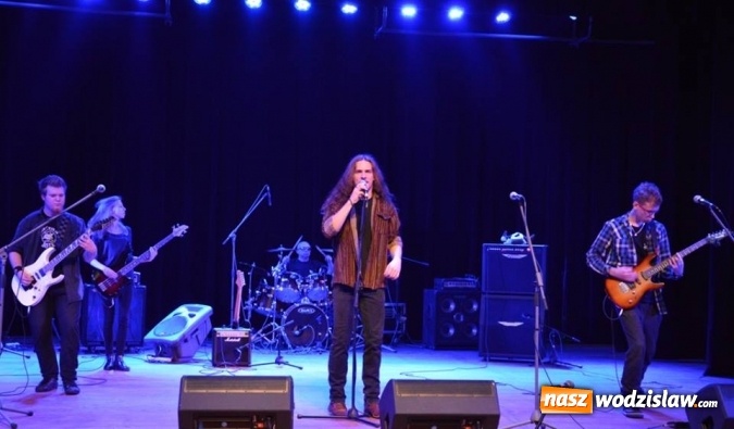 Zdjęcie w galerii na portalu naszwodzislaw.com: Rockowo, hip-hopowo i... rekordowo. WOŚP w Radlinie zebrał prawie 27 tysięcy! wiadomości z regionu