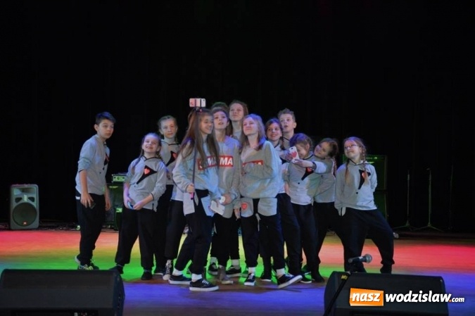 Zdjęcie w galerii na portalu naszwodzislaw.com: Rockowo, hip-hopowo i... rekordowo. WOŚP w Radlinie zebrał prawie 27 tysięcy! wiadomości z regionu