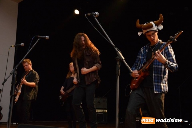 Zdjęcie w galerii na portalu naszwodzislaw.com: Rockowo, hip-hopowo i... rekordowo. WOŚP w Radlinie zebrał prawie 27 tysięcy! wiadomości z regionu