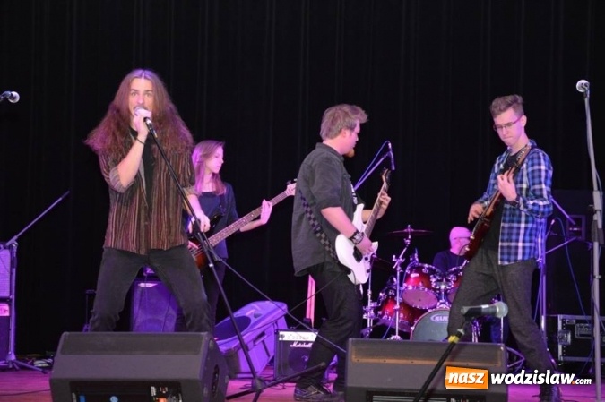 Zdjęcie w galerii na portalu naszwodzislaw.com: Rockowo, hip-hopowo i... rekordowo. WOŚP w Radlinie zebrał prawie 27 tysięcy! wiadomości z regionu