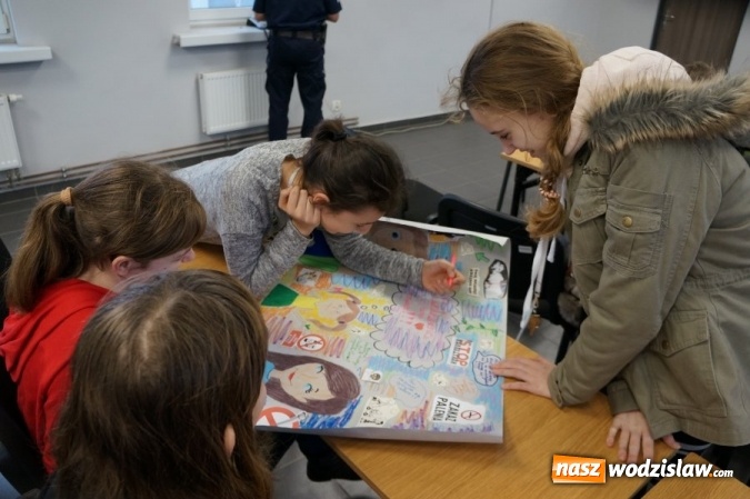 Zdjęcie w galerii na portalu naszwodzislaw.com: Ruszyła kolejna edycja kampanii przeciwko uzależnieniom wiadomości z regionu